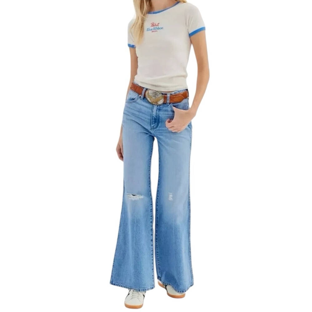 Wrangler Women's Wanderer 622 High Rise Flare Distressed Jeans 112322857 Size 26